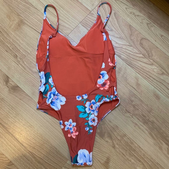 AERIE ONE PIECE SWIMSUIT - Picture 3 of 4